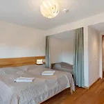 Lug Ins Tal - Gruppenhaus