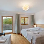 펜션 Lug Ins Tal - Gruppenhaus