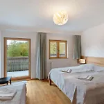 Lug Ins Tal - Gruppenhaus 펜션 *