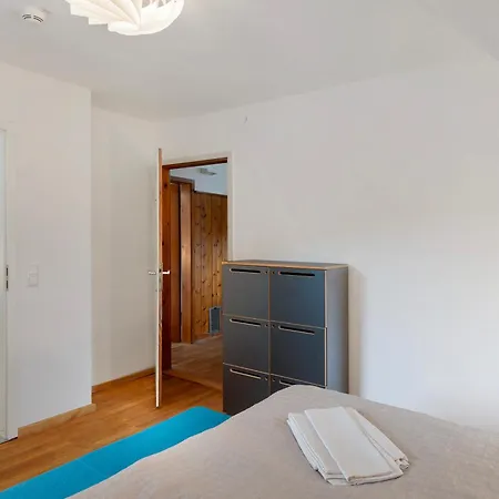 Сasa de vacaciones Lug Ins Tal - Gruppenhaus