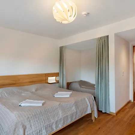 Vakantiehuis Lug Ins Tal - Gruppenhaus *